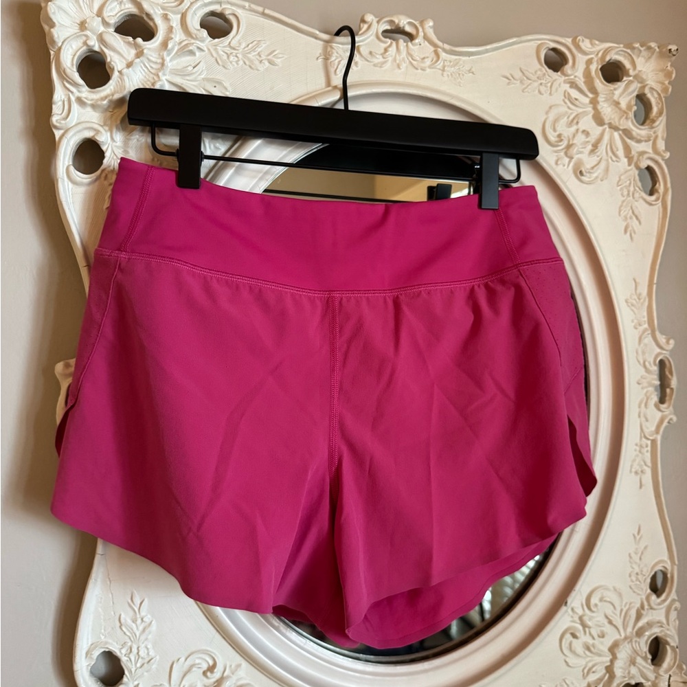 Athleta Women's Fuchsia Run With It Short